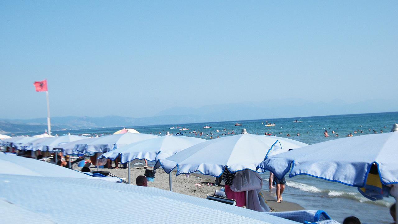 Aquarius Aparthotel 2*