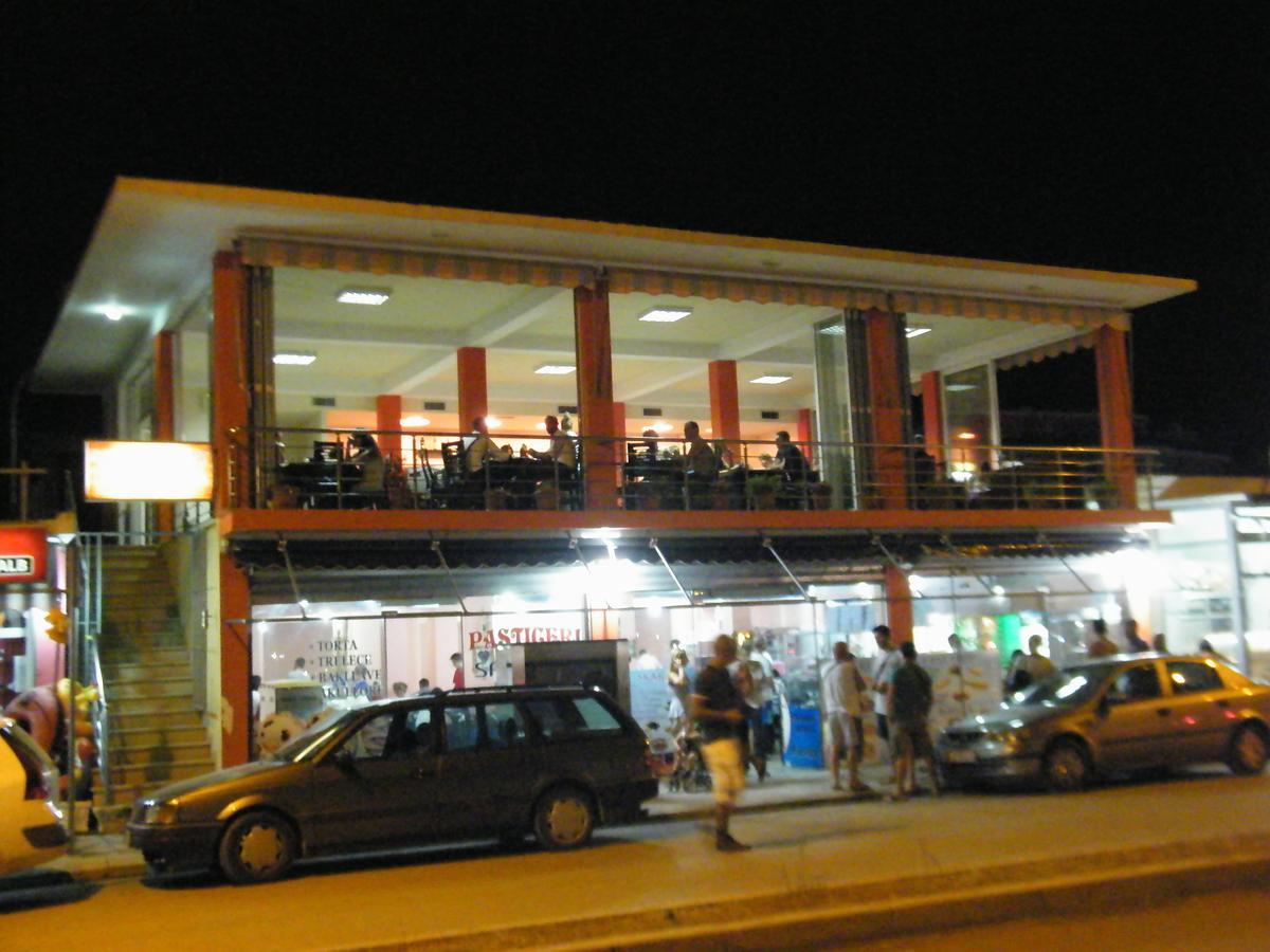 Aquarius Aparthotel Velipoje